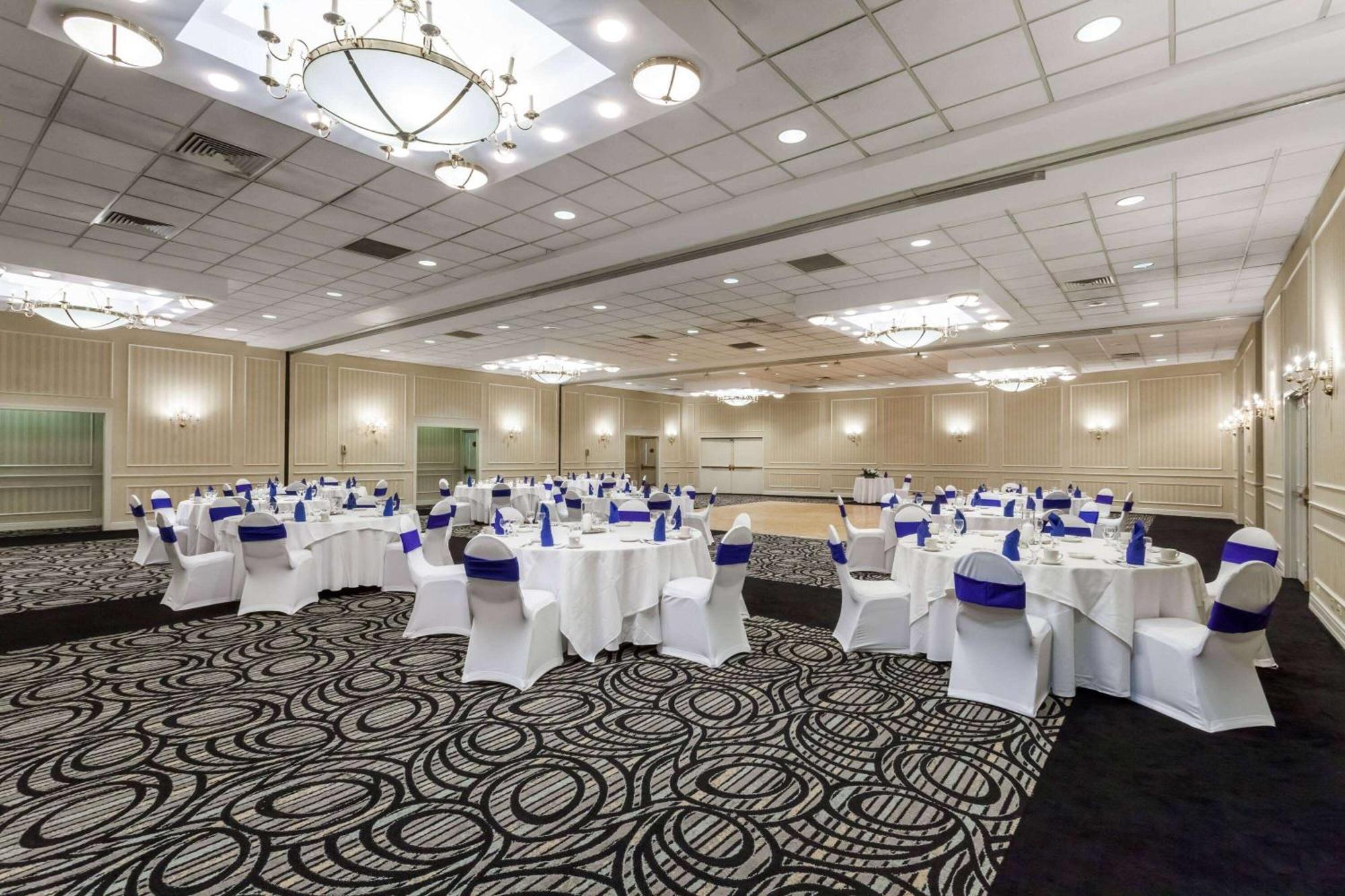 Wyndham Southbury Hotel Luaran gambar