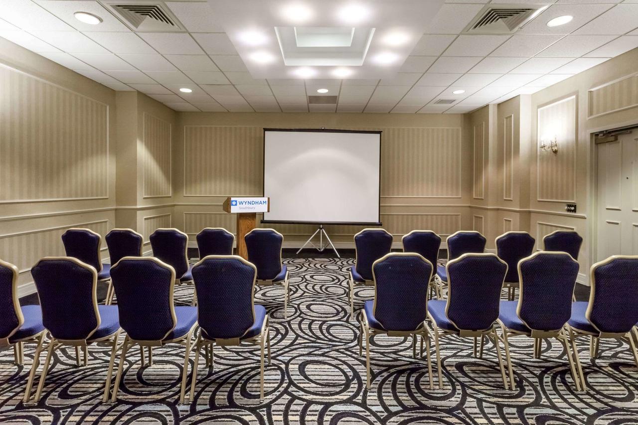 Wyndham Southbury Hotel Luaran gambar