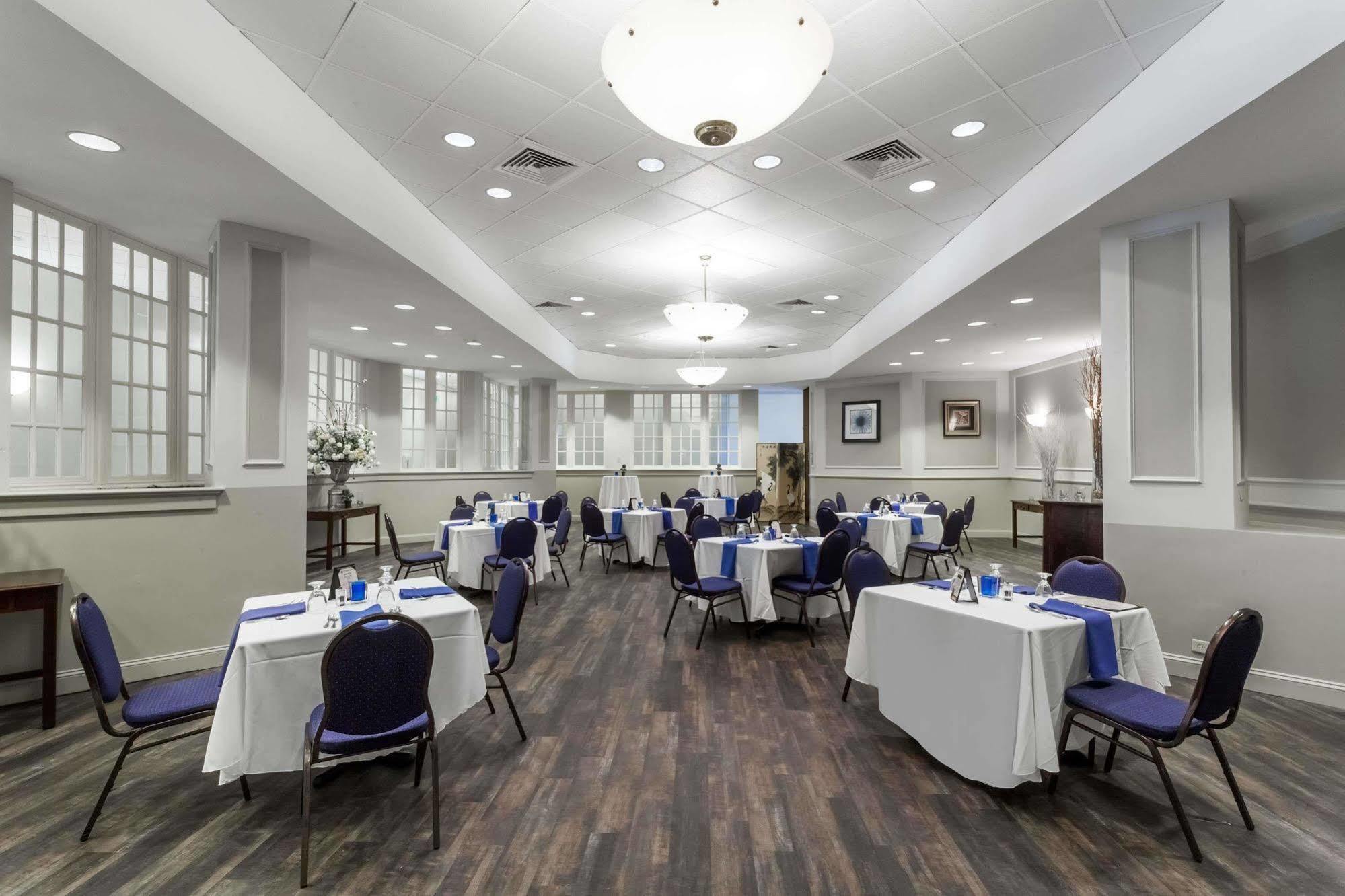 Wyndham Southbury Hotel Luaran gambar
